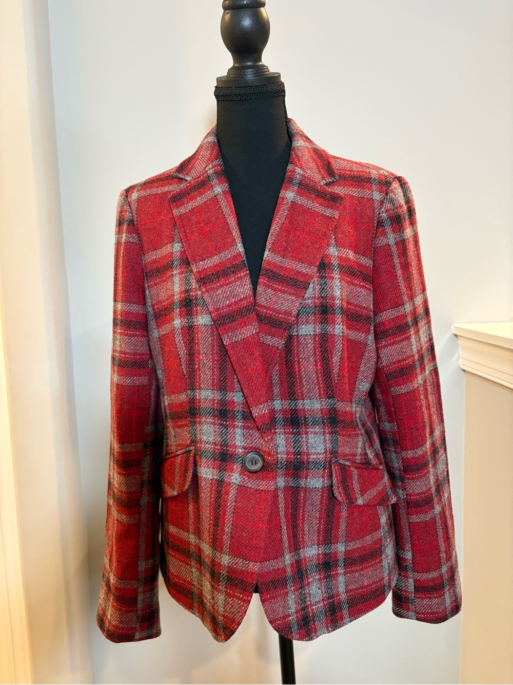Talbots Wool Plaid Blazer Single Button Jacket Red Grey Tartan Size 10